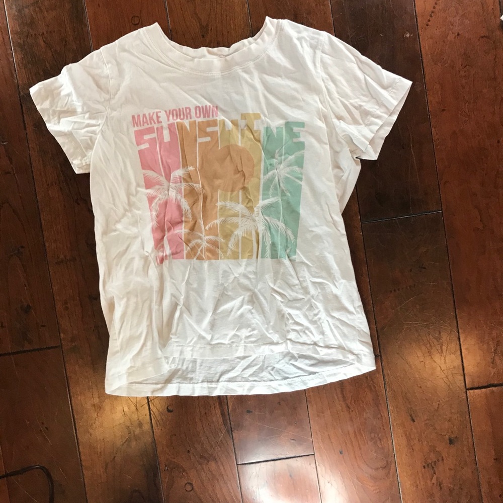 Graphic tee